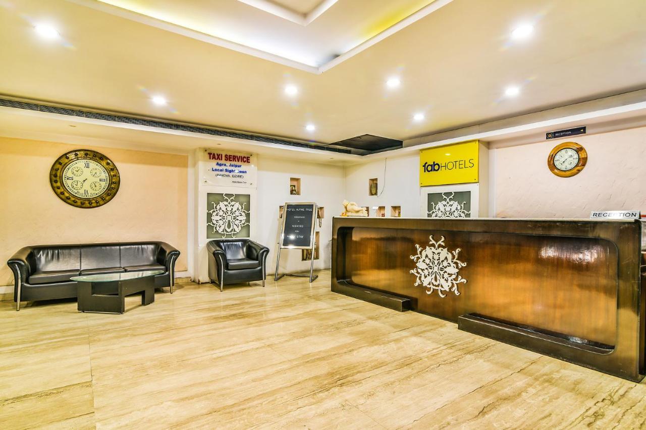 Hotel Alpine Tree New Delhi Exterior photo