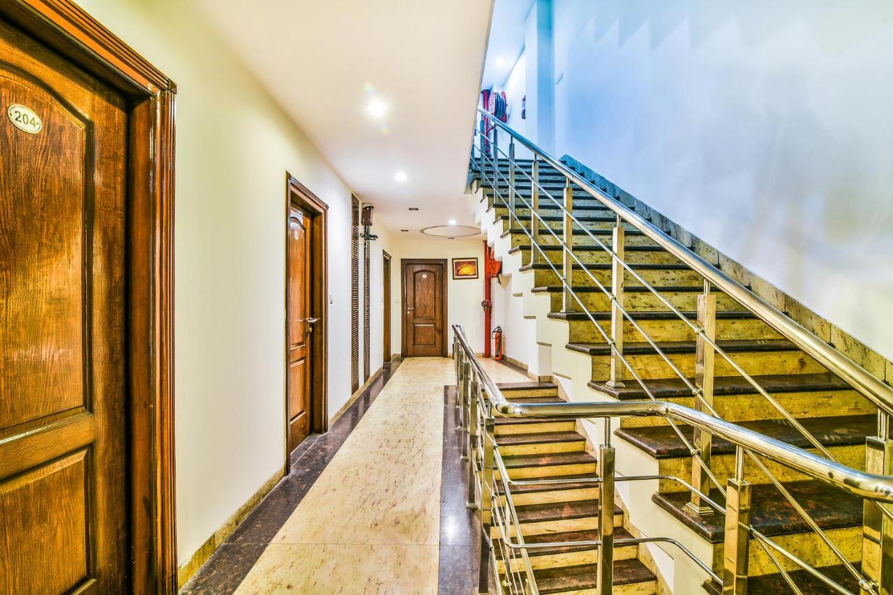Hotel Alpine Tree New Delhi Exterior photo